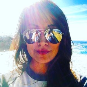 Meet your Posher, Setara